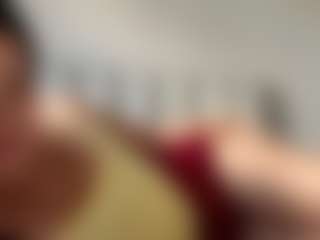 AveryHubric's Live Sex Cam Show
