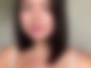 AveryHubric's Live Sex Cam Show