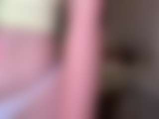 AveryHubric's Live Sex Cam Show