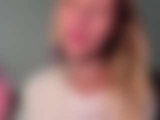 CierraLampel's Live Sex Cam Show
