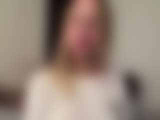 CierraLampel's Live Sex Cam Show