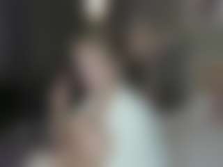 Live cam show with Eda-Viks - Thin on StripNow