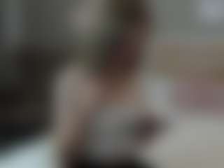 Live cam show with Eda-Viks - Oil on Camsoda