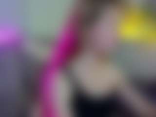 Live cam show with Eda-Viks - Small Ass on Camsoda