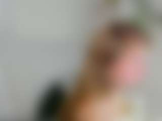 Live cam show with Eda-Viks - Pretty on hornycams.live