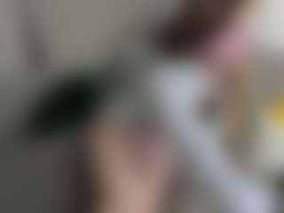 Live cam show with Eda-Viks - Twerking on Dolls Live