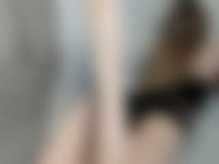 Live cam show with Eda-Viks - Spanks on LiveSexCams6