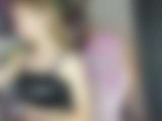 Live cam show with Eda-Viks - Small Ass on CamwithHer