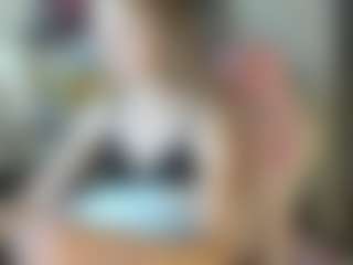 Live cam show with Eda-Viks - Panties on CamClone
