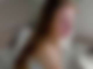 Live cam show with Eda-Viks - Twerking on TottyGirls