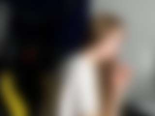 Live cam show with Eda-Viks - Gray Eyes on xxxlivecams.org