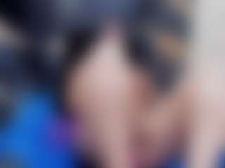 Ivonnee27's Live Sex Cam Show