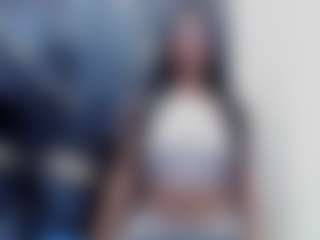 Ivonnee27's Live Sex Cam Show