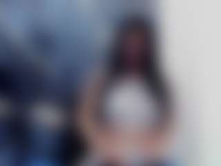 Ivonnee27's Live Sex Cam Show