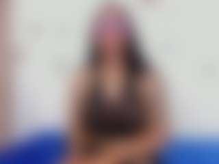 Ivonnee27's Live Sex Cam Show