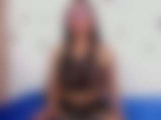 Ivonnee27's Live Sex Cam Show