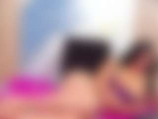 Ivonnee27's Live Sex Cam Show