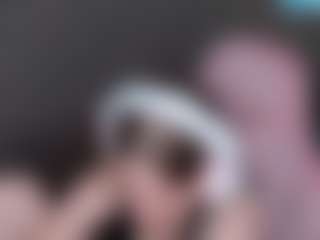 Julia's Live Sex Cam Show
