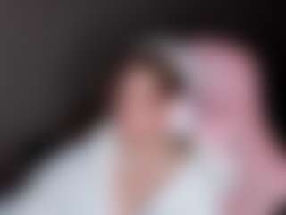 Live cam show with Julia - Brown Hair on Cam Slut
