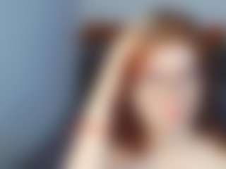 Live cam show with LexyBelleWhite - Green Eyes on Uber Horny