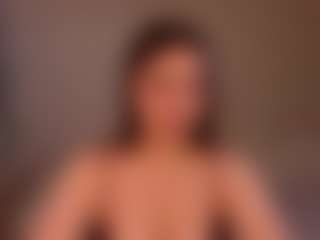 Live cam show with Mary-Forrest - Upskirt on Mixed Magazine Live