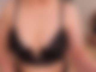 Live cam show with Mary-Forrest - Moaning on Camsoda