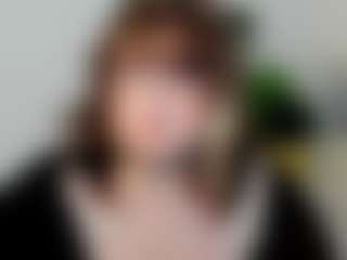 Live cam show with OpheliaLush - Glasses on intimatelivegirls.com