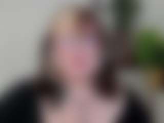 Live cam show with OpheliaLush - Glasses on StripNow