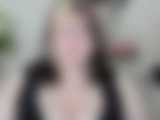 Live cam show with OpheliaLush - Blonde Hair on Camsoda