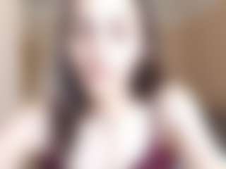 Live cam show with TakishaWaite - Athletic Amateur on AdultVida.com