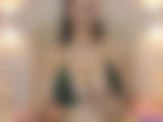 Live cam show with ARISSDELUNA - Double Penetration on CamClone