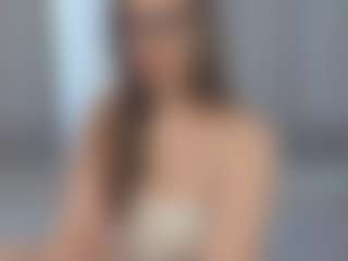 Live cam show with darlia-loran - Green Eyes on Streamer API