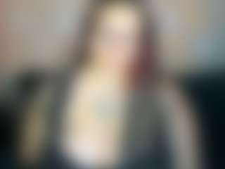 Live cam show with Kity-Mooree - Upskirt on Dolls Live