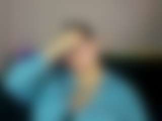 Kity-Mooree's Live Sex Cam Show