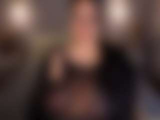 Live cam show with Kity-Mooree - Ass Clapping on Camsoda