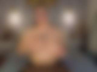 Kity-Mooree's Live Sex Cam Show