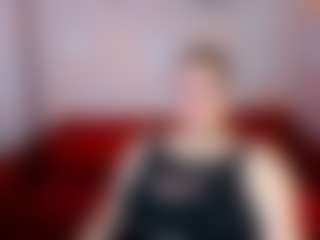 Live cam show with Kity-Mooree - Camel Toe on luckytryst.com