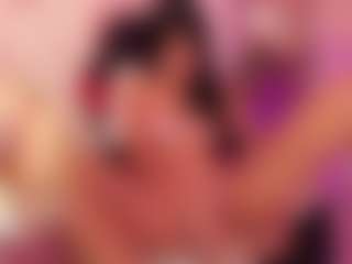 Live cam show with SammyRai - Oil on xheatlive.com