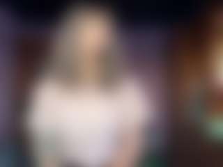 Mia's Live Sex Cam Show