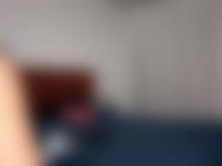 Live cam show with Melissa - College on Camsoda