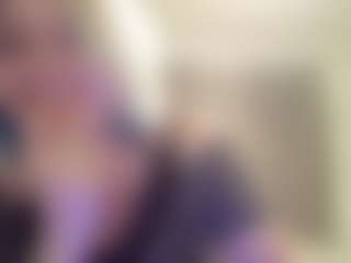 Live cam show with ChristiniaReburn - Spy Granny on https://playwithruby.com