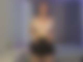 Live-camshow met ChristiniaReburn - Nipple Piercings op Camsoda
