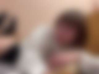 Live cam show with ChristiniaReburn - Hairy Pussy on CamSextacy
