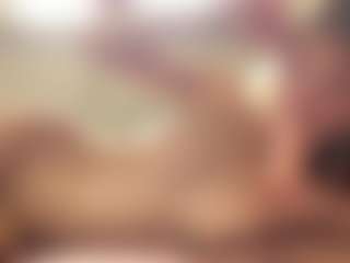 Live cam show with EustoliaWallett - Middle Aged on Camsoda