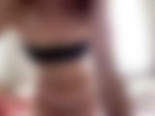 Live cam show with EustoliaWallett - Petite MILF on Camsoda