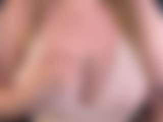 GiannaHumphreys's Live Sex Cam Show