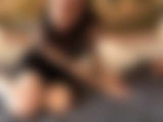 Live cam show with JohnnieBasgall - Solo on CamClone