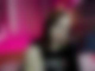 Live cam show with Les-Moonie - Striptease on StripNow