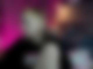 Live cam show with Les-Moonie - Camel Toe on Dolls Live