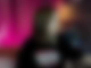 Live cam show with Les-Moonie - Drinking on sexylive.show